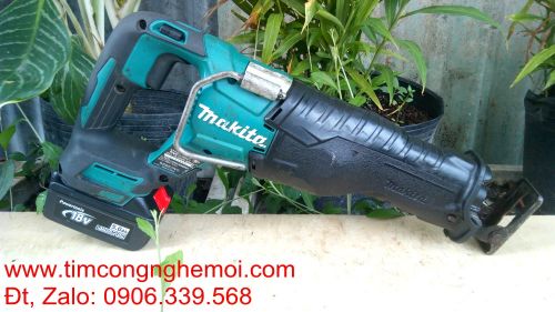 Cưa kiếm pin Makita 18v bruchless Japan