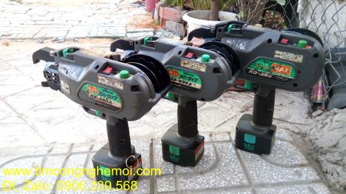 Máy buộc kẽm xây dựng pin MAX model RB-390A