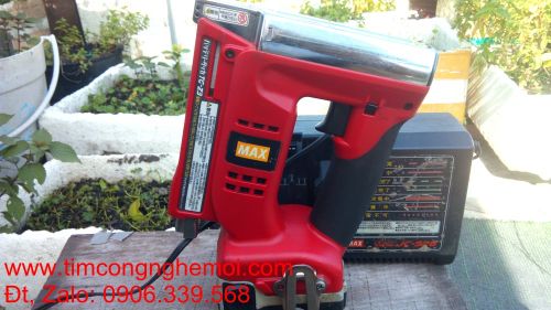 Bấm ghim dùng pin 14v Japan