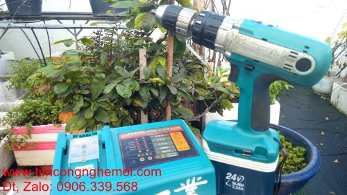 Khoan pin 24v Makita HP460D búa