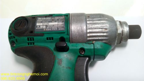 Máy vít pin Makita đầu khía M693D 12v 